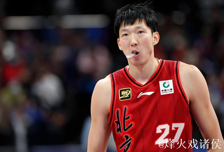 在场上赢35分!周琦面对老东家真卖力,球迷:没有一点放水 在场上赢35分!周琦面对老东家真卖力,球迷:没有一点放水